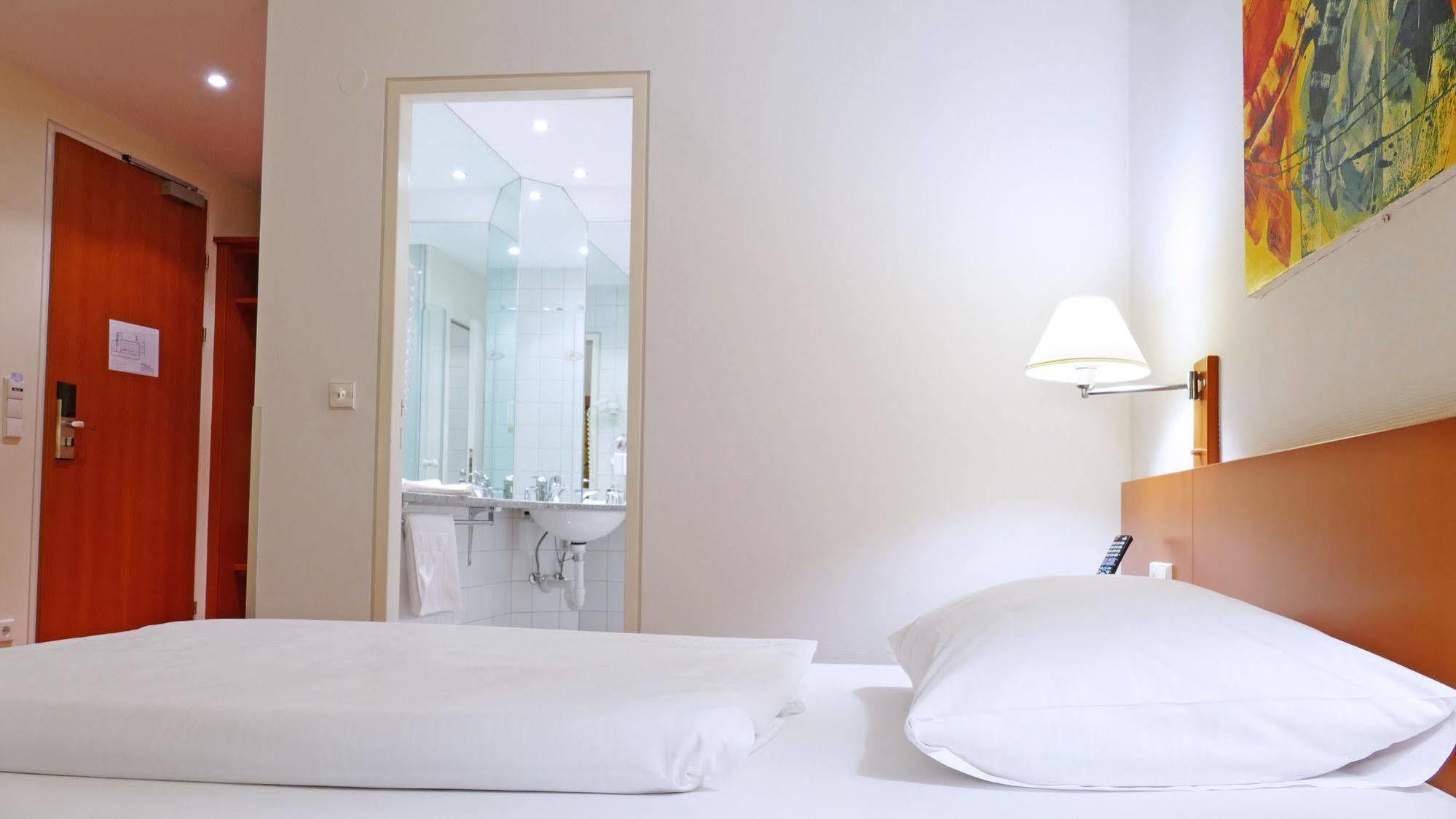 Central Hotel Loewen Feldkirch Luaran gambar