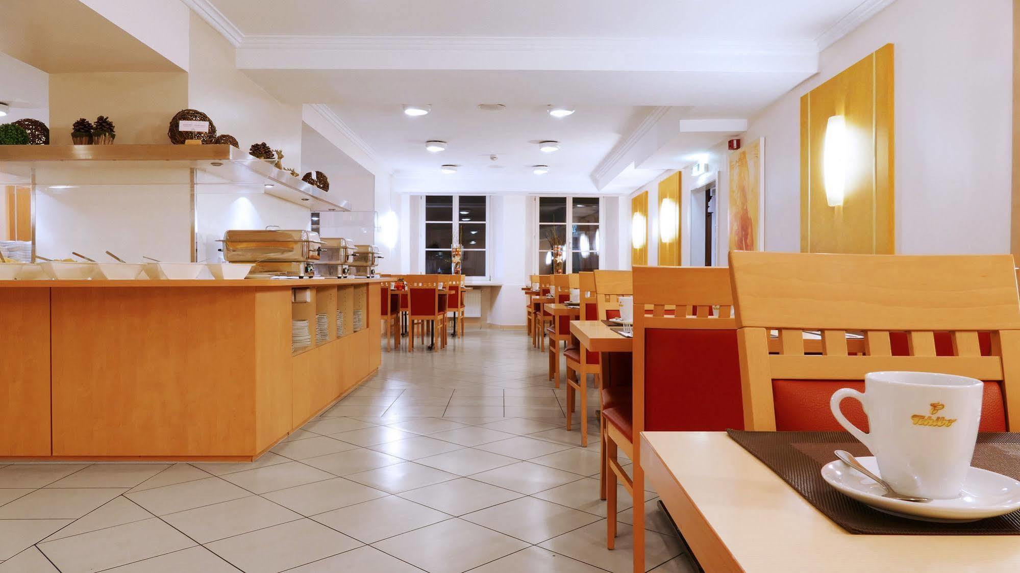 Central Hotel Loewen Feldkirch Luaran gambar